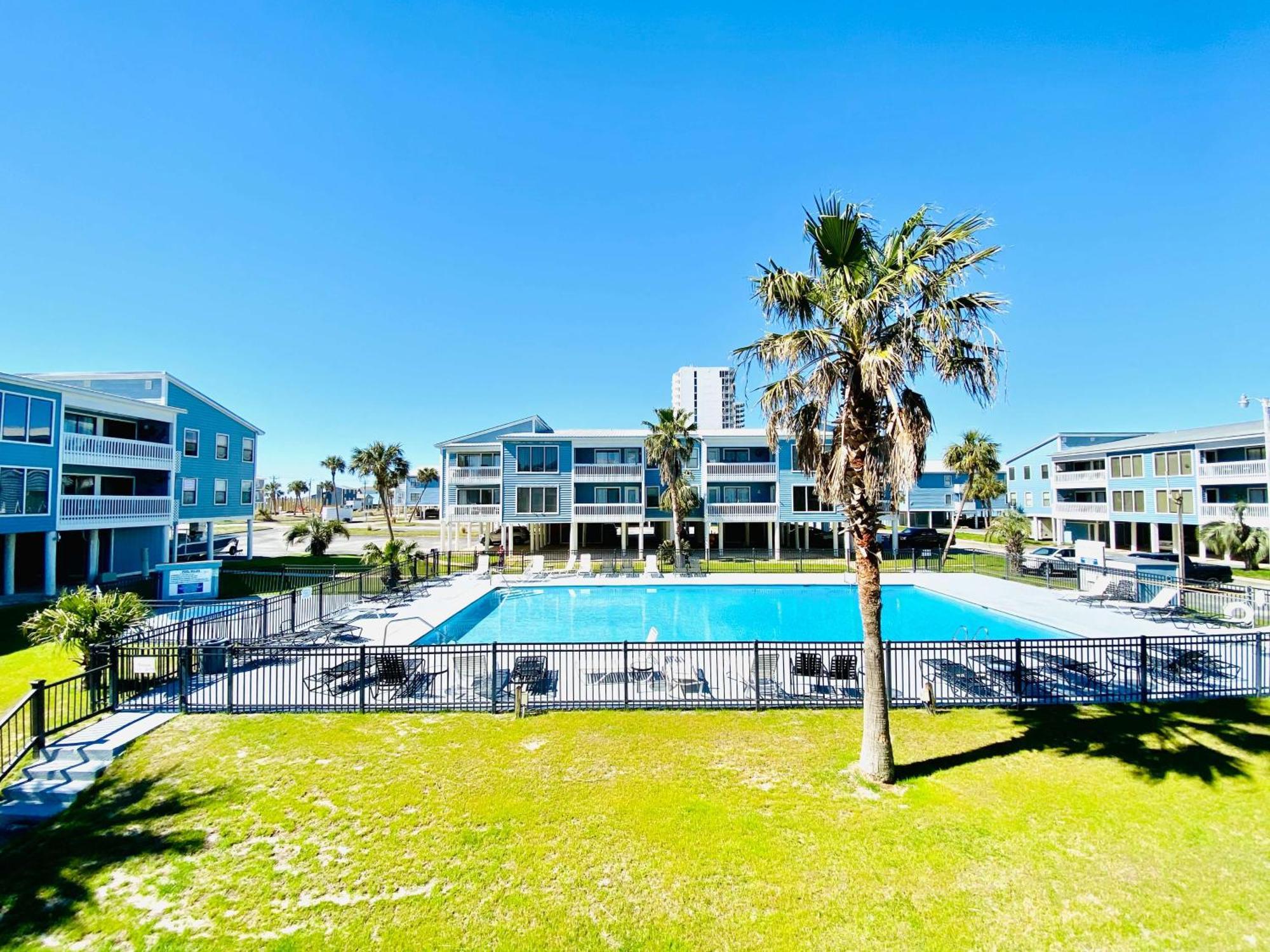 Sea Oats Beachfront Condo: Renovated 2BR with Pools and Pier Access Gulf Shores Exterior photo